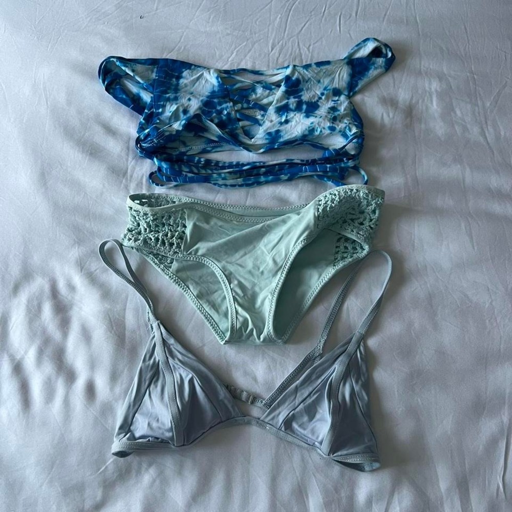 Set of 3 blue Frankie's Bikinis Swim Pieces - Picture 1 of 4